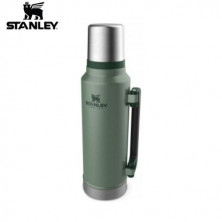 Botella Classic 1,9L Verde Hammertone STANLEY C1/4 UUS