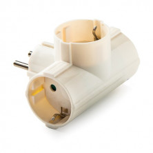 Adaptador Triple Laterial Blanco TT 16A-220V Blister FAMATEL C1/6
