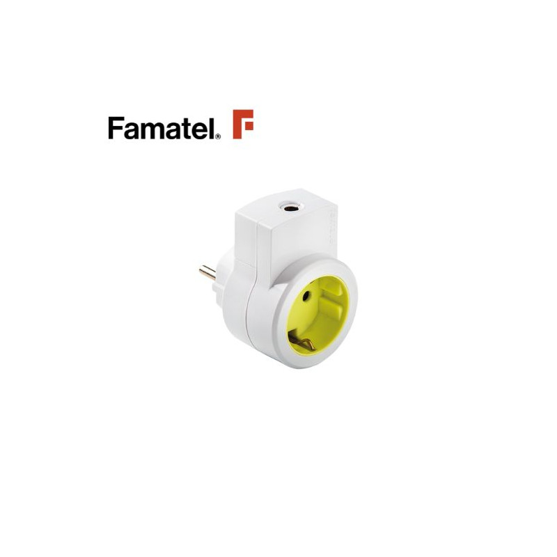 Adaptador con salida cable laterial TT 16A-220V FAMATEL C8
