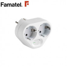 Adaptador Doble con interruptor Blanco TT 16A-220V FAMATEL C1/9