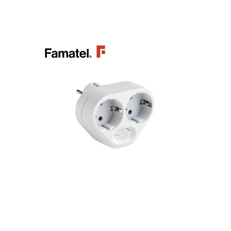 Adaptador Doble con interruptor Blanco TT 16A-220V FAMATEL C1/9
