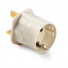 Adaptador Inglés - Europeo Blanco 10A-220V FAMATEL C20