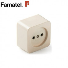 Mecanismo superficie Base 2P sin pozo 16A-220V sin TT Blister FAMATEL UUS