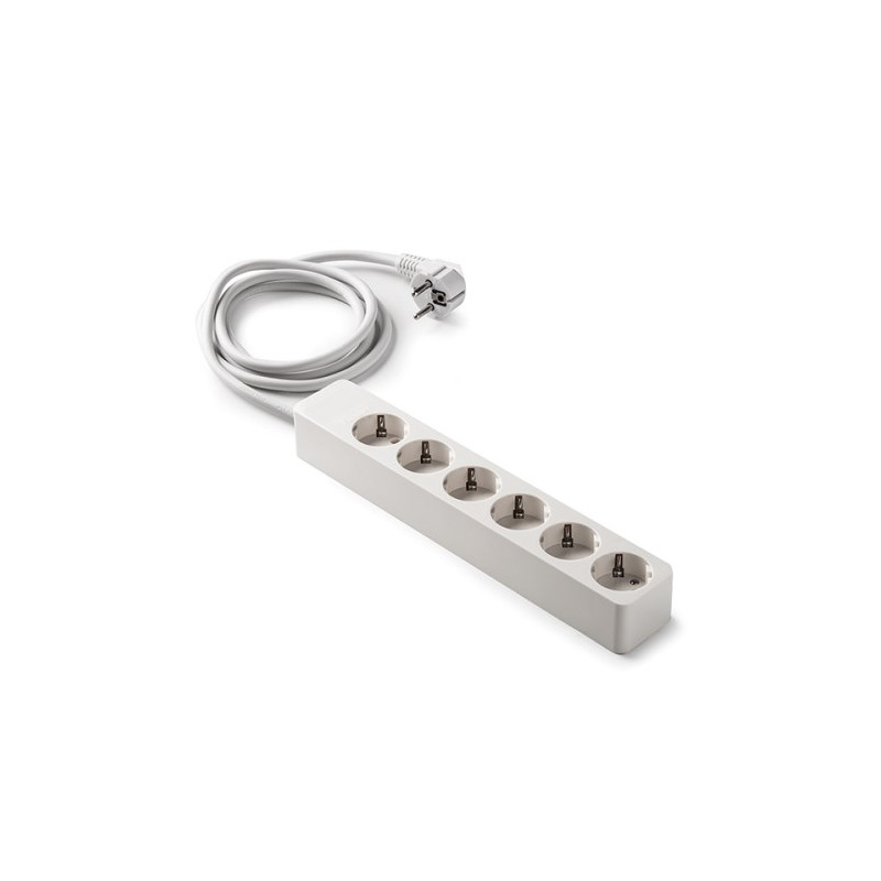 Base 6 Tomas TT 3x1,5mm 3 metros de cableBlister FAMATEL C1