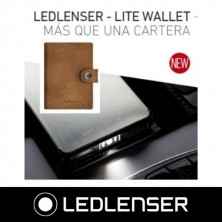 Cartera tarjetero de piel con linterna y protector de tarjetas 150Lm Caramelo LEDLENSER