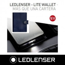 Cartera tarjetero de piel con linterna y protector de tarjetas 150Lm Azul Marino LEDLENSER